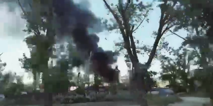 Поджоги техники и убийство рашистов: в Мариуполе началось сопротивление оккупантам