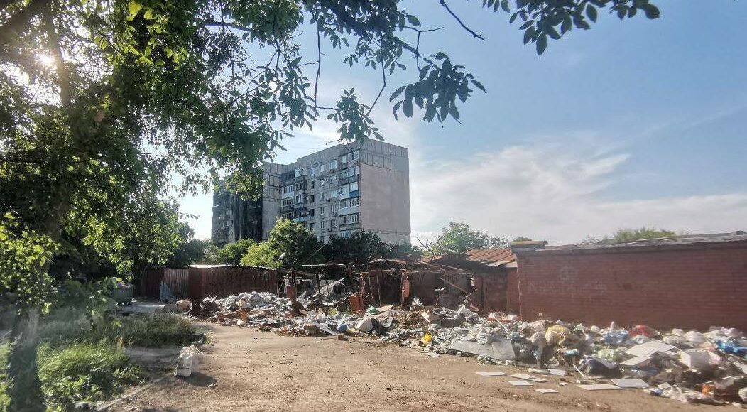 Окупанти не збираються розміновувати житлові квартали Маріуполя, — Андрющенко