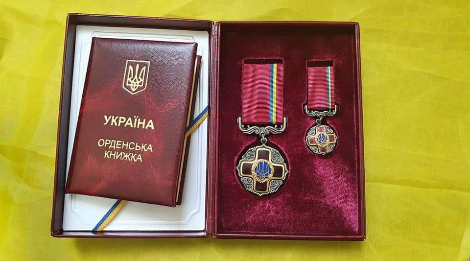 Зеленський відзначив двох журналістів Луганщини державними нагородами
