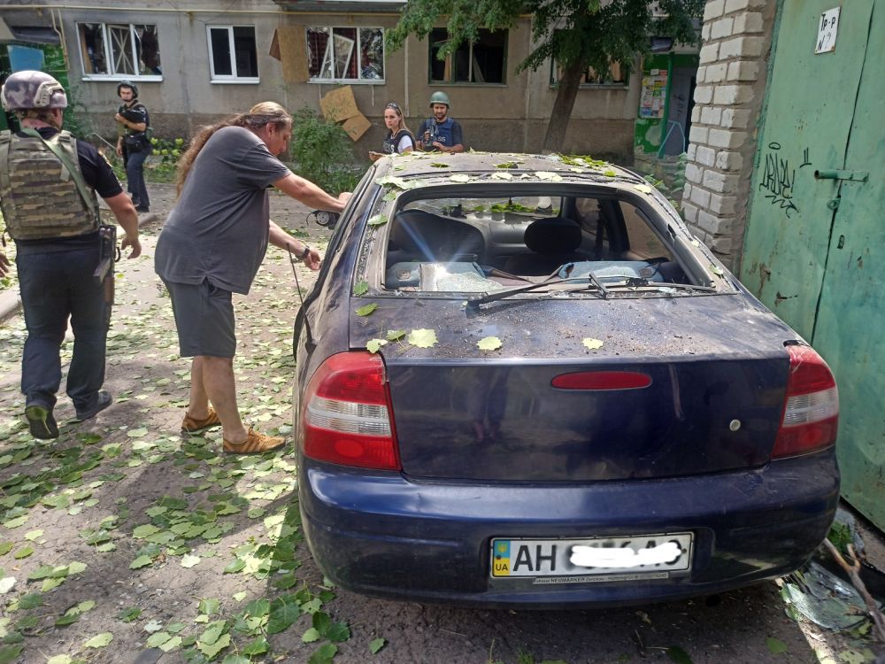 Стали відомі подробиці вибуху російської ракети серед багатоповерхівок у центрі Краматорська