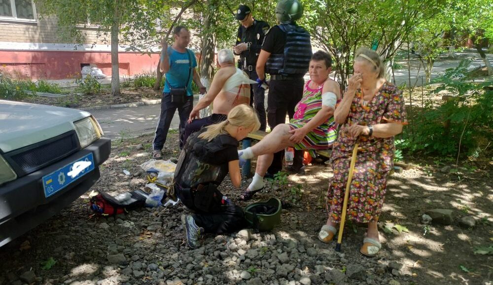 Стали відомі подробиці вибуху російської ракети серед багатоповерхівок у центрі Краматорська (фото)