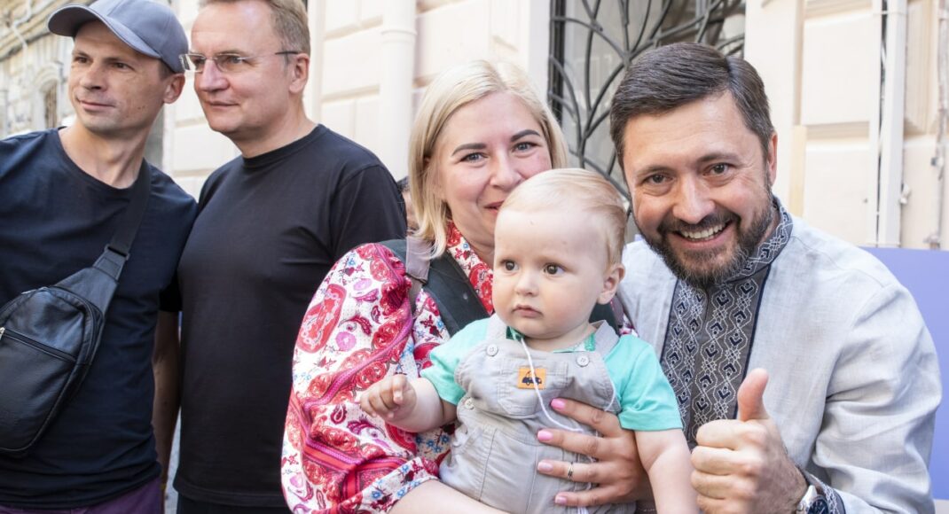 У Львові відкрили центр підтримки переселенців Я – Маріуполь (фото)