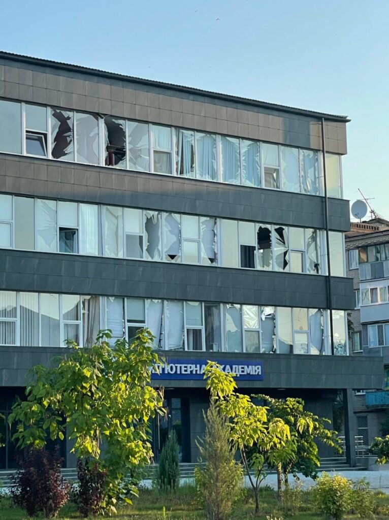 Слов'янськ обстріляли