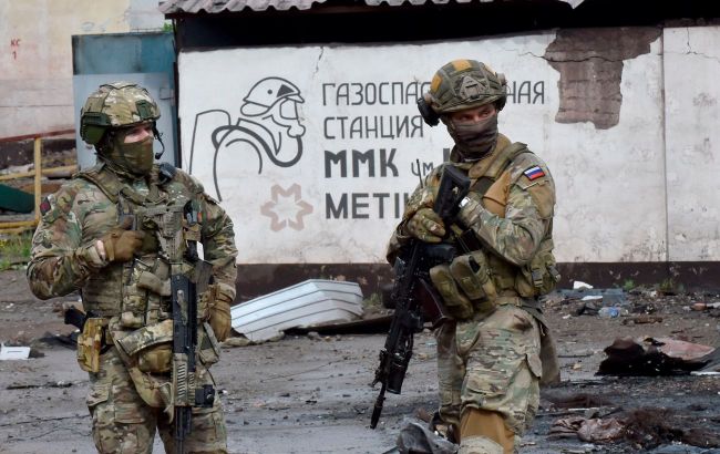 У Маріуполі через "загадкові" паски, ковбаси та сало загинули 10 військових рф, — Атеш