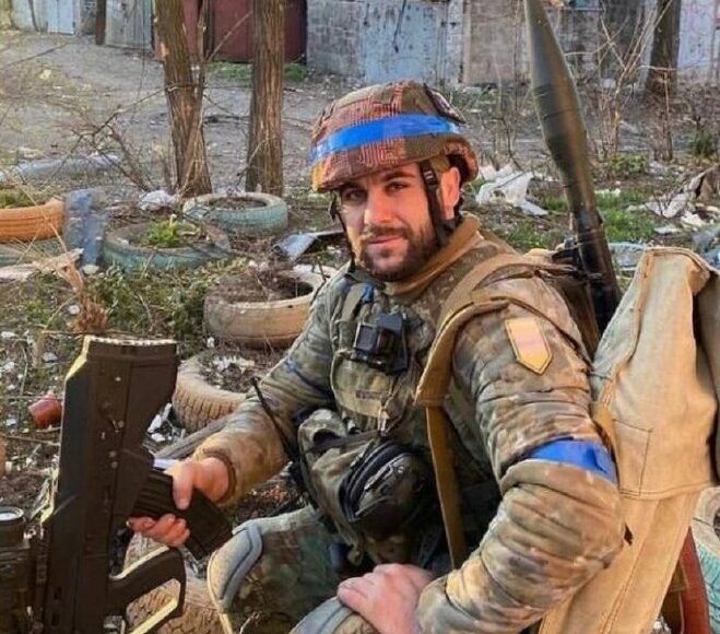 "Рембо" з Азовсталі розповів історію про втрату частини кінцівки та реабілітацію