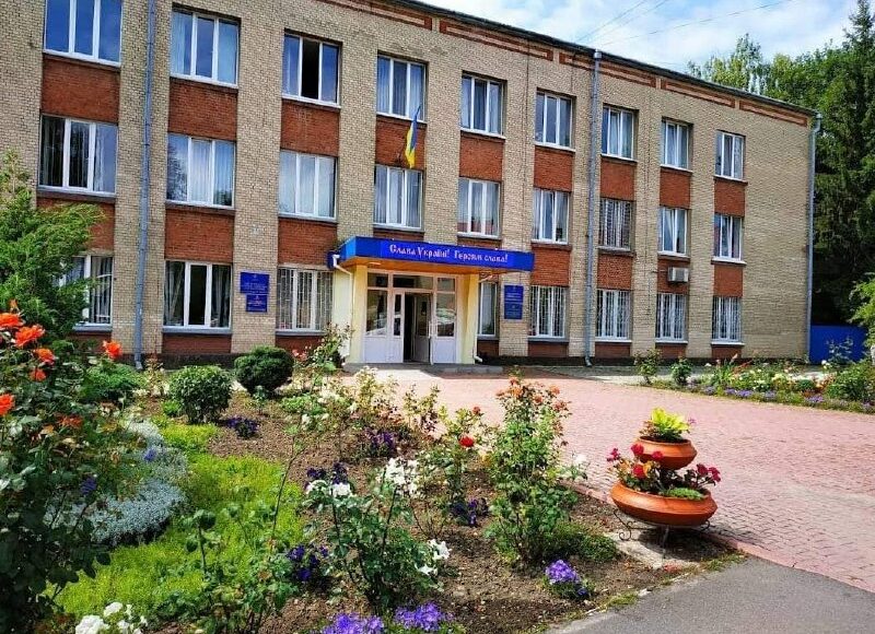 У Хмельницькому запрацював Центр надання гуманітарної допомоги переселенцям з Луганщини