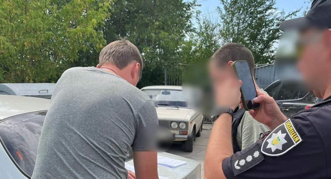 На Донеччині поліцейський та його спільник розікрали на 5,6 млн грн власності "Укрзалізниці"