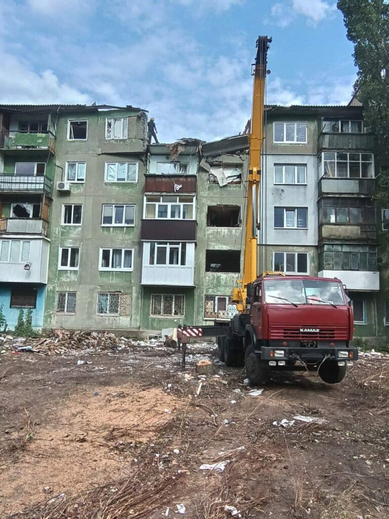 розбір завалів у Костянтинівці