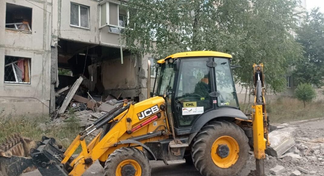 У ДСНС повідомили про наслідки удару окупантів по житлового будинку в Бахмуті (фото)