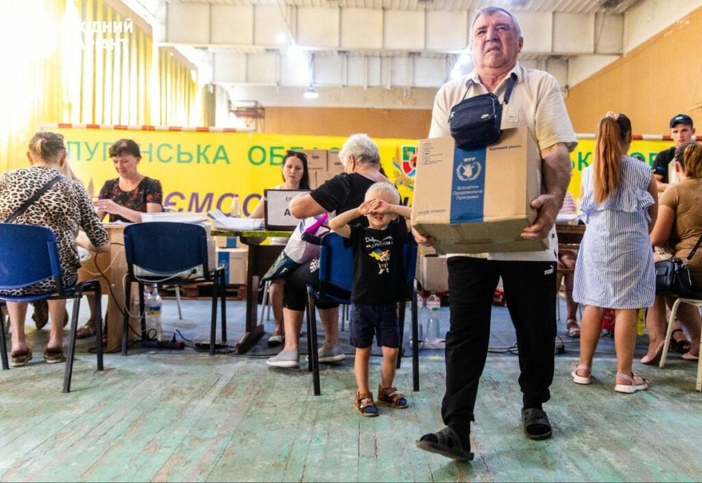 штаб для переселенців з Луганщини у Дніпрі