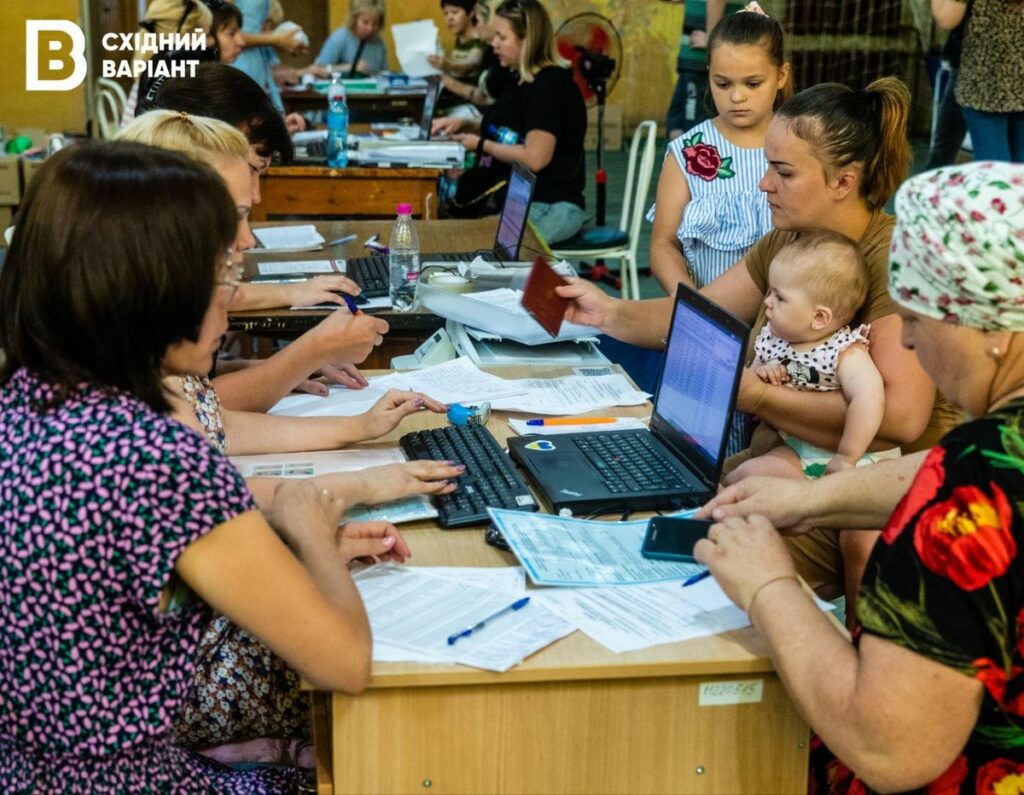 штаб для переселенців з Луганщини у Дніпрі