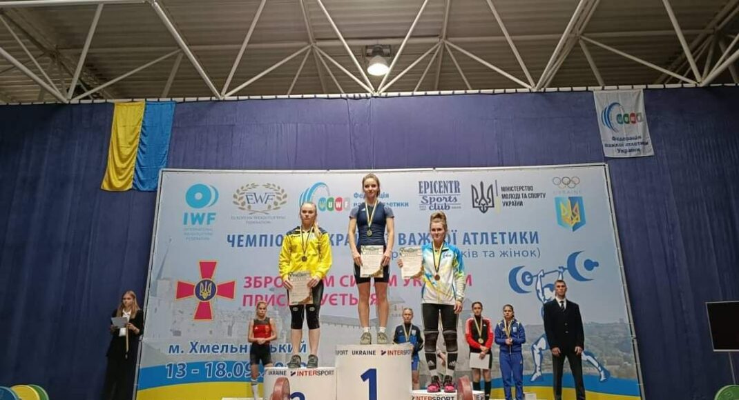 Женская сборная из Луганщины заняла 2 место на чемпионате Украины по тяжелой атлетике