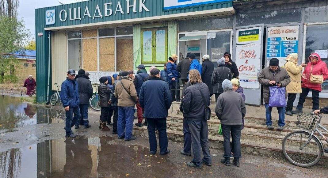 В Лимані вже запрацювало два банкомати