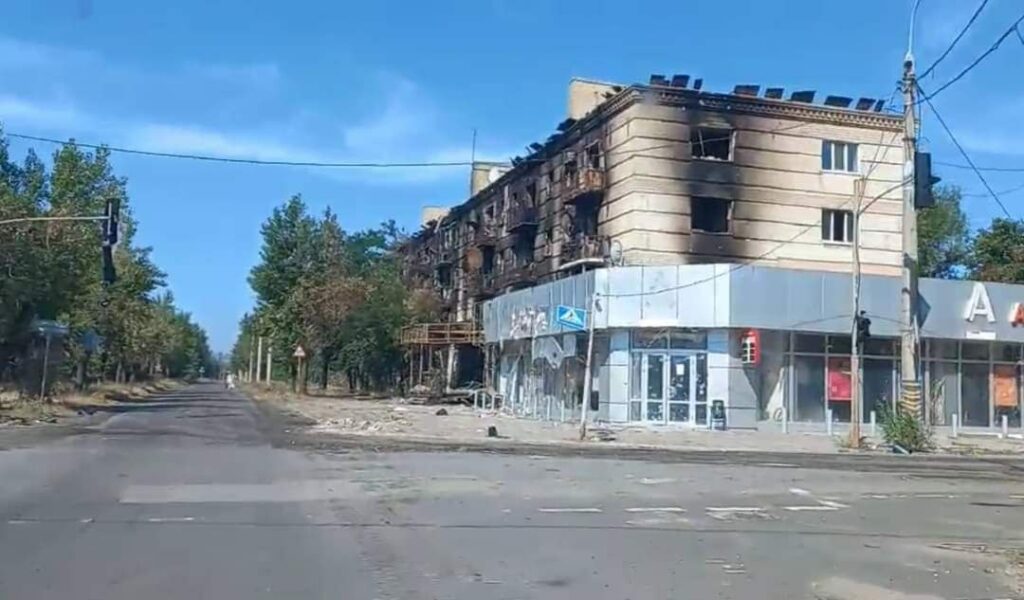 Наслідки обстрілу Лисичанська1