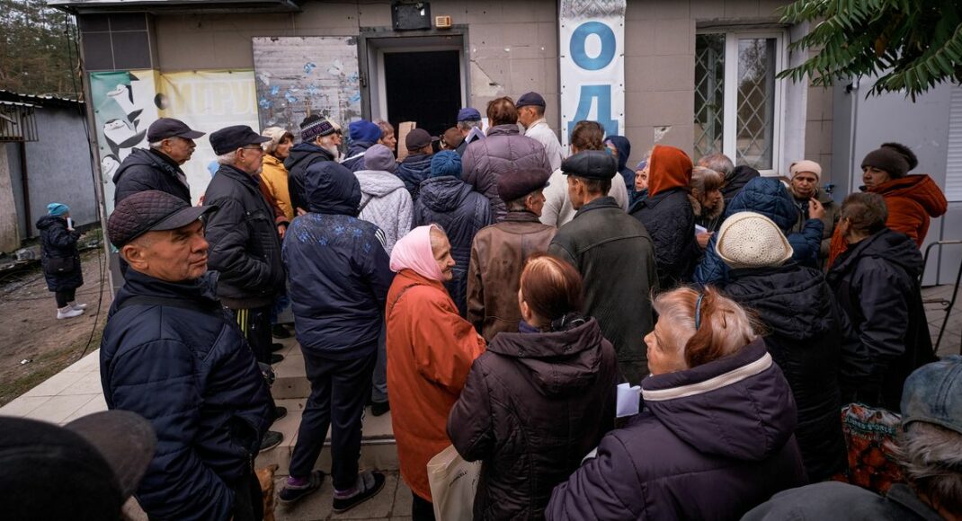 На подконтрольной Украине части Донецкой области сейчас проживают около 500 тысяч человек, - Кириленко