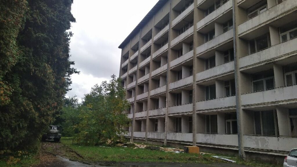 переселенці, Львів, житло