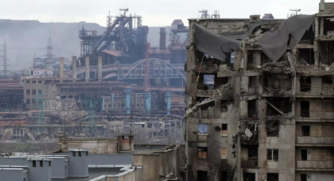 У селищі біля Маріуполя пролунали вибухи в декількох домівках, - Андрющенко