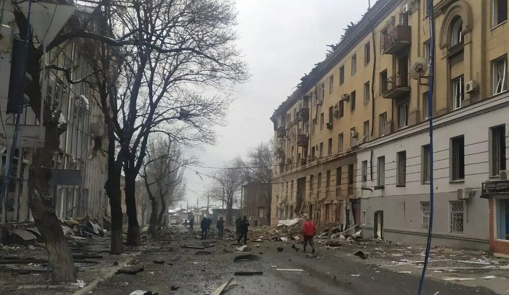 У Маріуполі окупанти грабують закриті квартири під виглядом їхнього ремонту