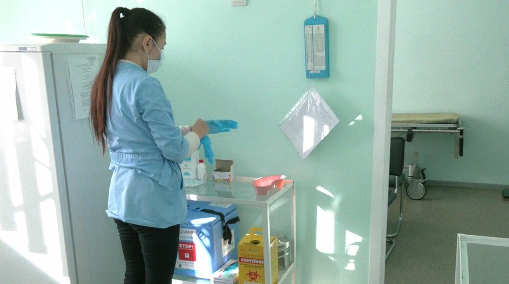 У Дніпрі працевлаштувалися понад 200 медпрацівників-переселенців: досвід медиків з Маріуполя та Луганщини