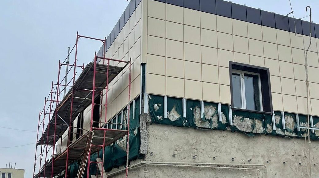 В Одессе продолжается строительство центра для проживания переселенцев: фото