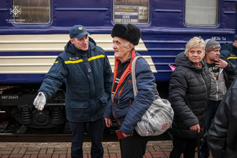 Из Донетчины за минувшие сутки эвакуировали 298 гражданских (фото)