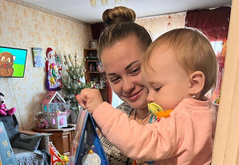 Поліціянти Луганщини привітали дітей загиблого колеги з прийдешнім Новим Роком