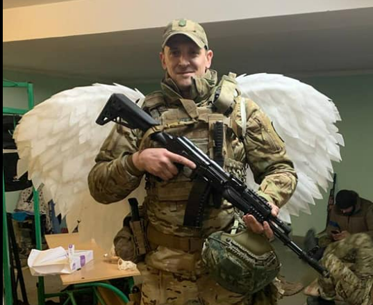 Захисник Михайло "Архангел" з "Азовсталі" завершує реабілітацію та повертається у стрій