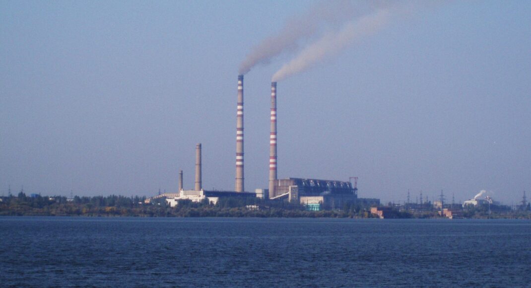 Окупанти обстріляли ТЕС на Донеччині, поранено 5 робітників