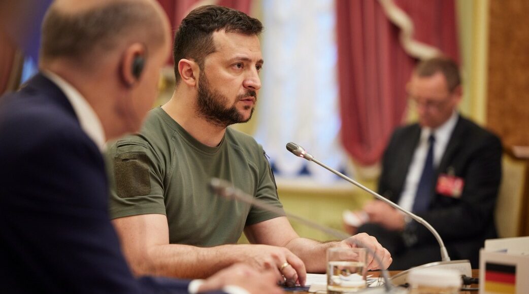 Зеленський провів чергове засідання Ставки: що відомо