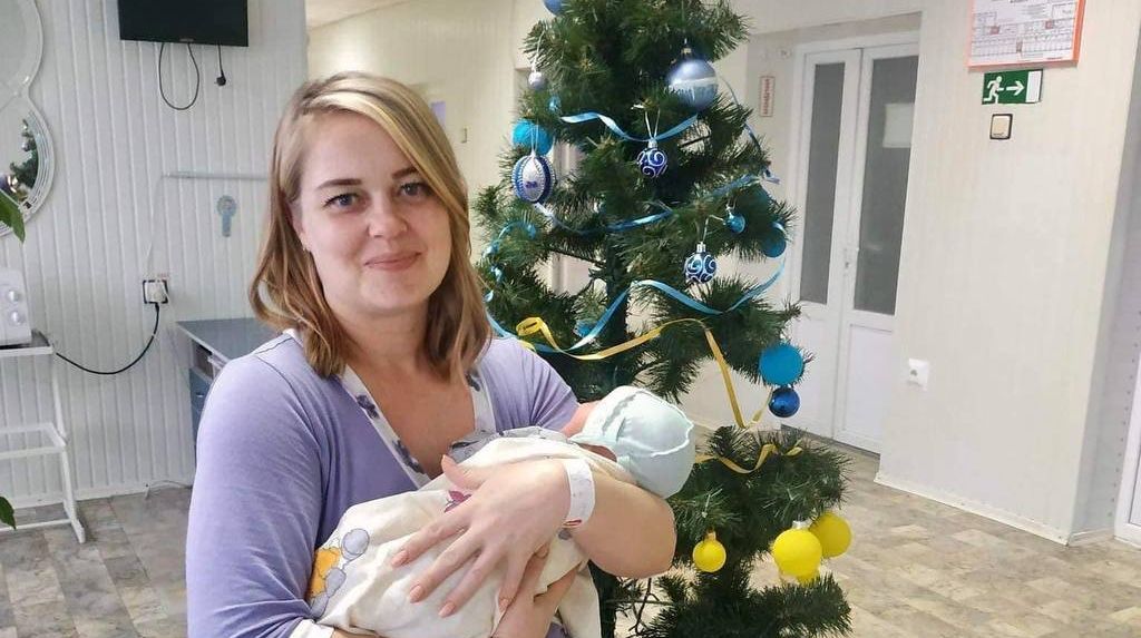 В Днепре в новогоднюю ночь у переселенцев из Мариуполя родился ребенок