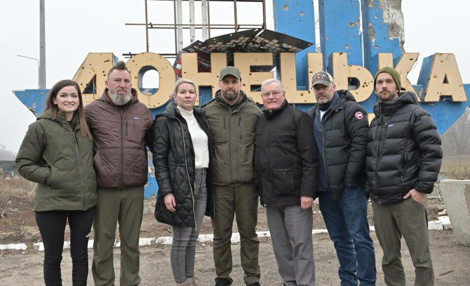 Американские военные и эксперты посетили деоккупированный Изюм: фото