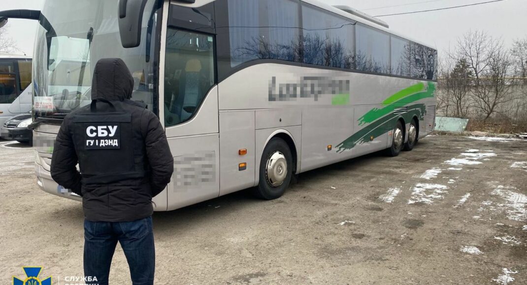 СБУ разоблачила в Киеве канал нелегальных перевозок в оккупированные Крым и Донецк