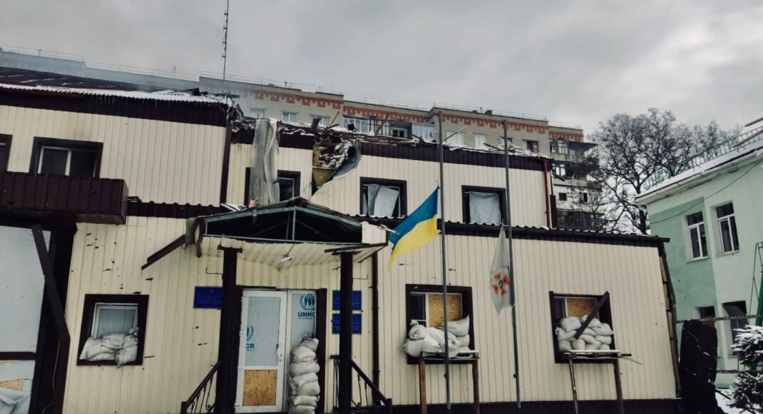 Рашисты разрушили пожарную часть в Бахмуте (фото)