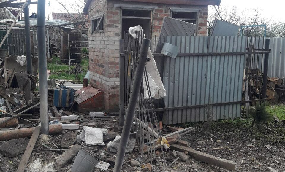 Оккупанты нанесли 2 авиаудара по Угледару — разрушена 9-этажка