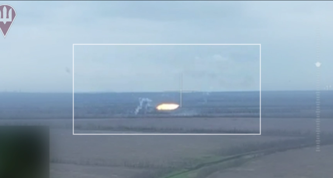Командование десантных войск Украины показало момент сбития вражеского Су-25