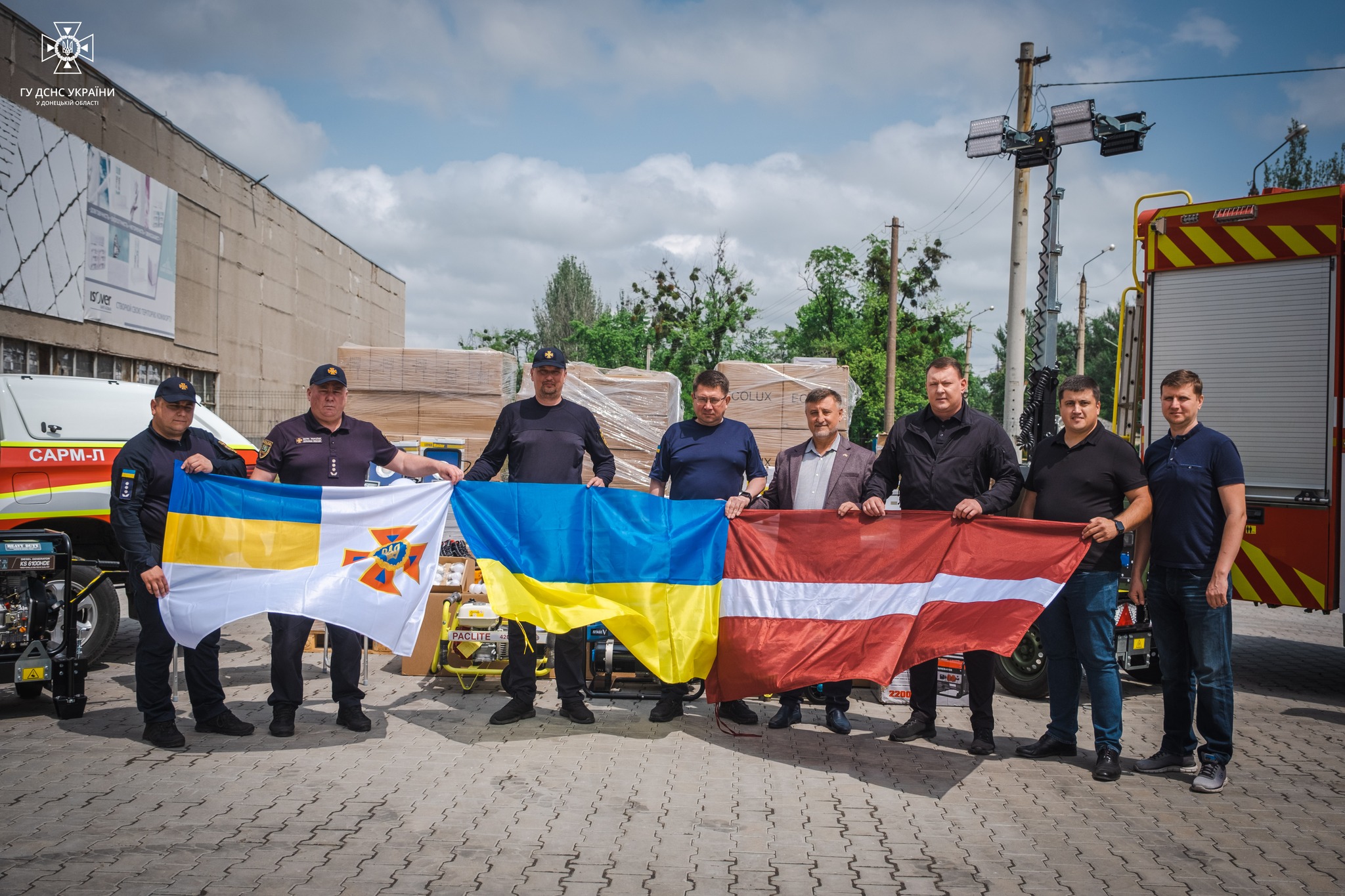 Рятувальники Донеччини отримали гуманітарну допомогу від благодійної організації Foundation "Ziedot.lv”