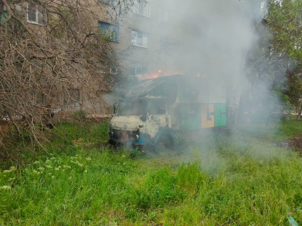 У Краматорську ліквідували пожежу вантажного автомобіля: фото