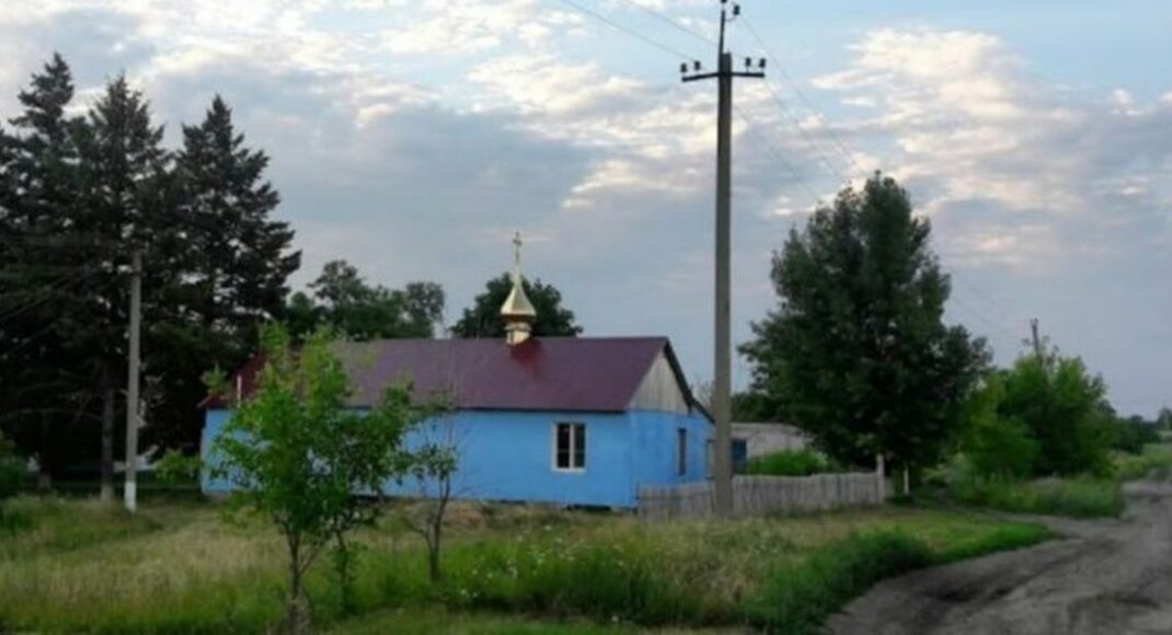 "Тіла людей лежали на дорозі місяць": переселенка з Луганщини про окупацію рідного села