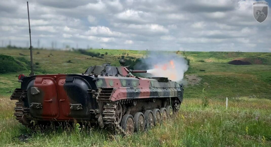 Противник і надалі зосереджує основні зусилля на східному фронті