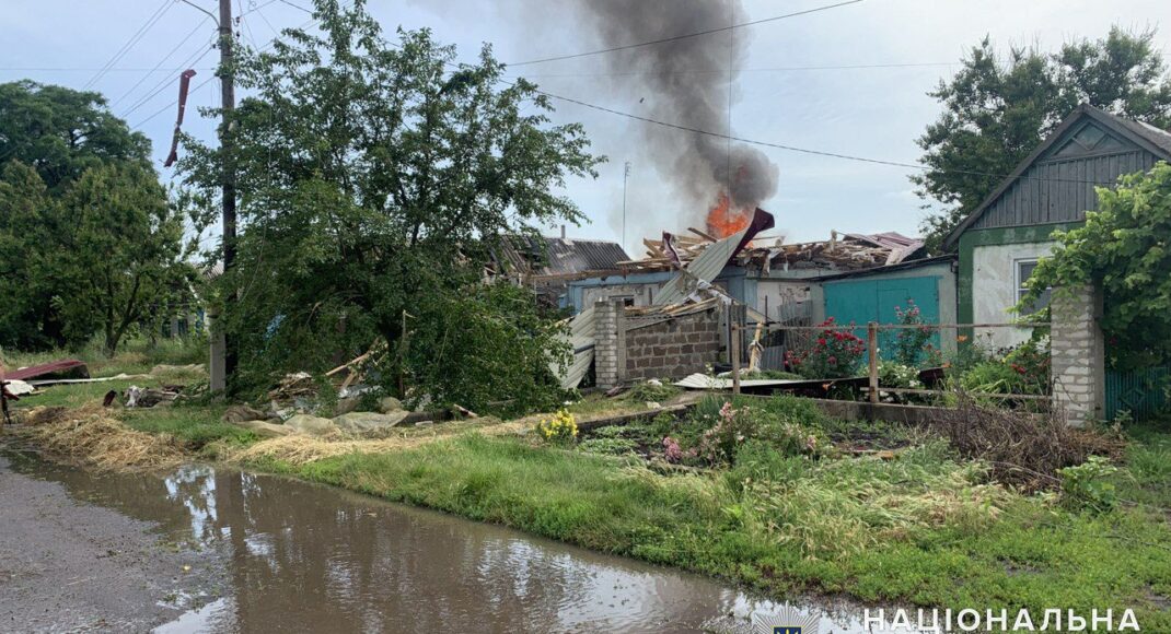В Донецкой области враг за сутки повредил 17 гражданских объектов, один человек погиб, — полиция