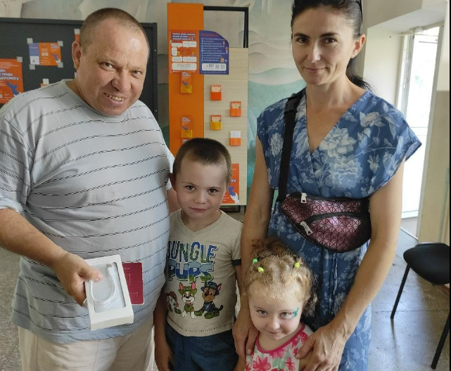 На Донеччині багатодітним сім’ям безкоштовно видають зарядні пристрої powerbank