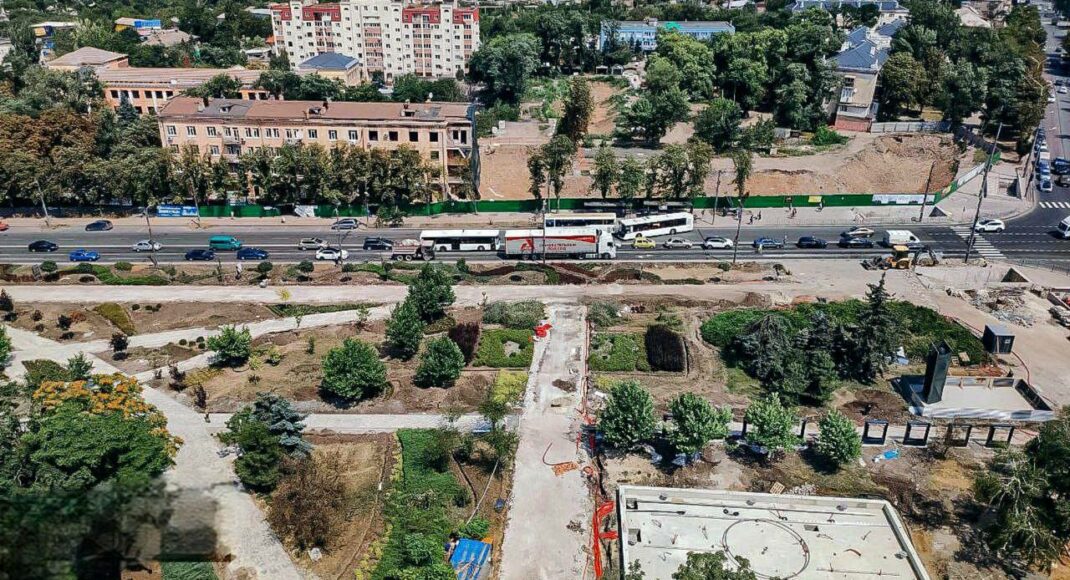 У школи окупованого Маріуполя піде понад 2 тис. дітей росіян, що переїхали у місто, — Андрющенко