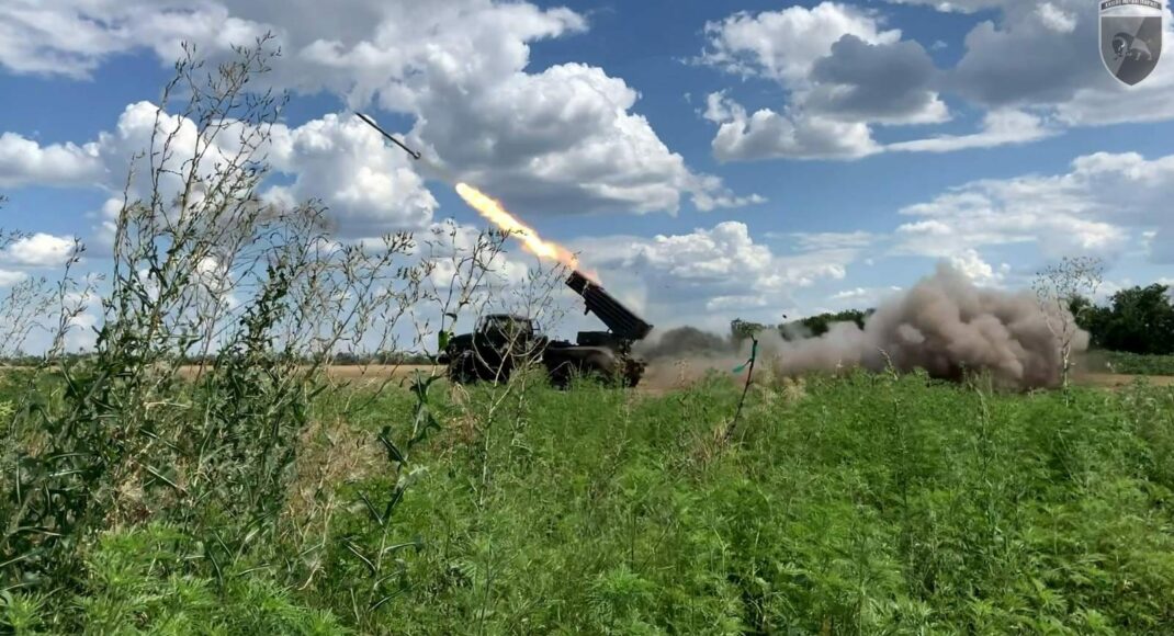 На пяти восточных направлениях произошло около 30 боевых столкновений