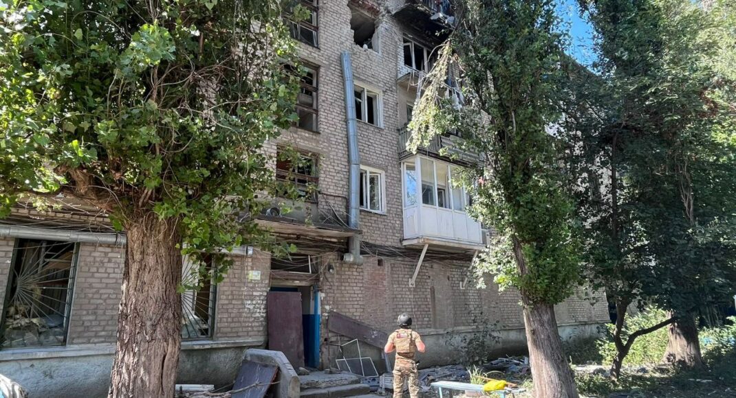 Сімох цивільних на Донеччині росіяни поранили минулої доби, — ОВА