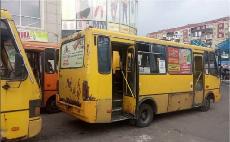 На нових автобусах у невизнаній "днр" нікому працювати, водіїв катастрофічно не вистачає