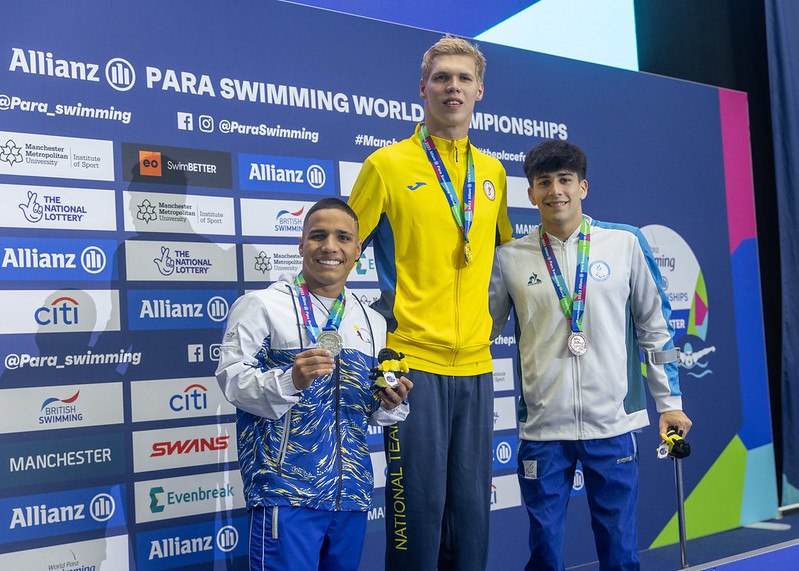 Инваспорт: пловец из Славянска выиграл золото Чемпионата мира и установил мировой рекорд