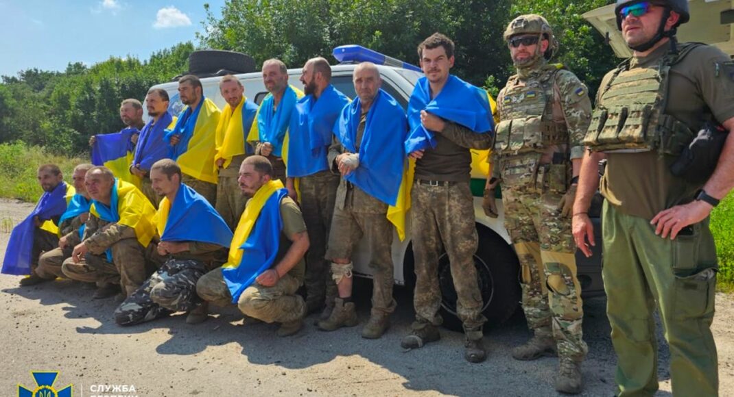 Домой удалось вернуть из российского плена уже 2598 украинцев, — Лубинец