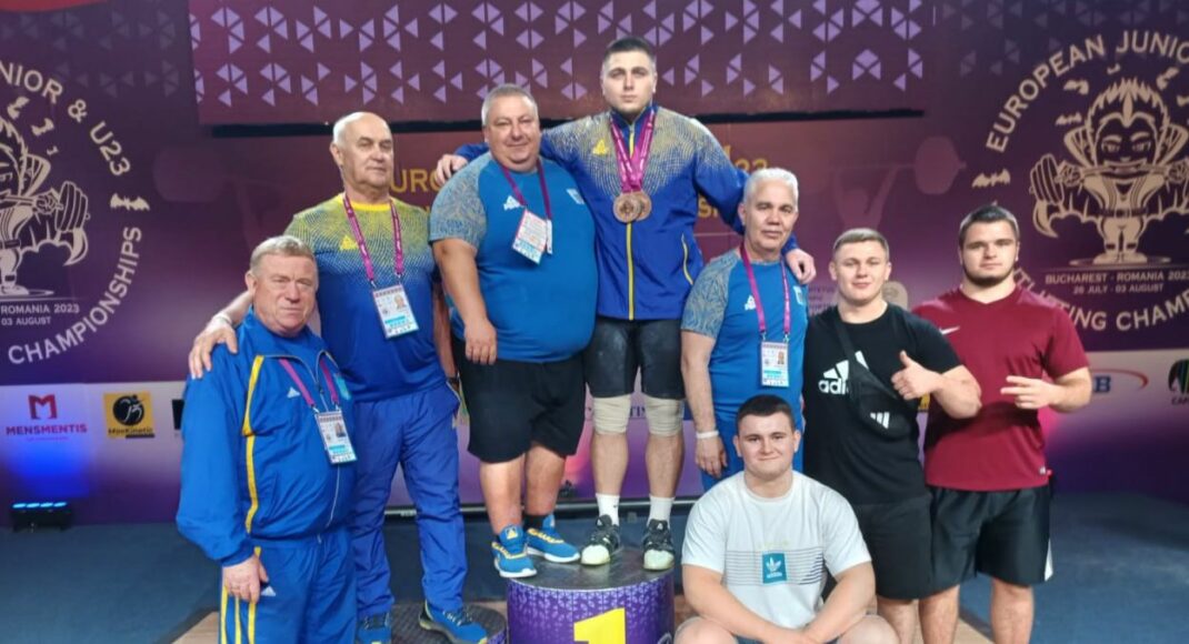 Тяжелоатлеты Донецкой области завоевали 9 медалей на чемпионате Европы в Румынии