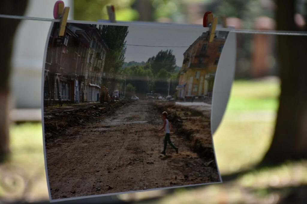 У Краматорську до Дня міста проходить фотовиставка