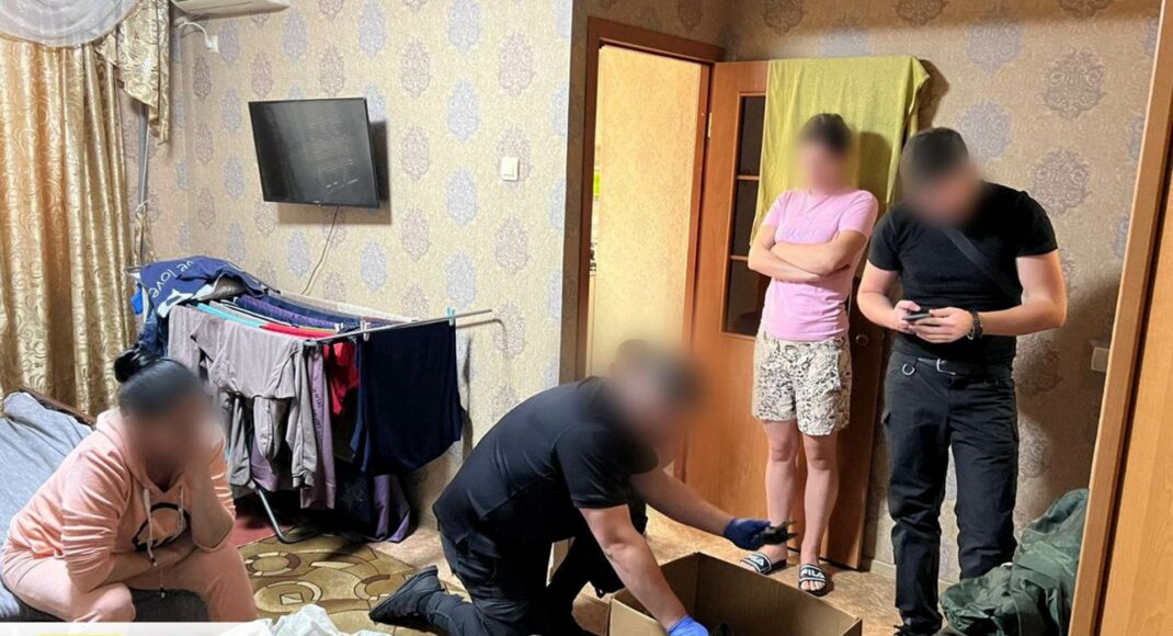 В Донецкой области правоохранители обнаружили "публичный дом", задержаны трое сутенеров